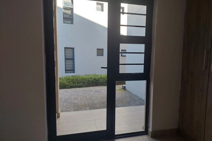 2 Bedroom Property for Sale in Parklands North Western Cape
